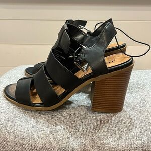 Black Leather Heels with Strappy Design